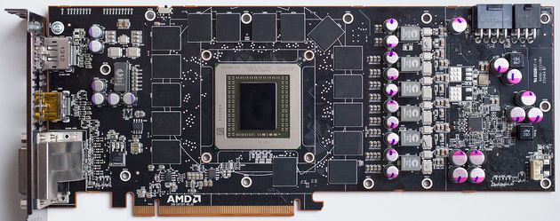 Микросхемы памяти GDDR5 находятся на плате видеокарты