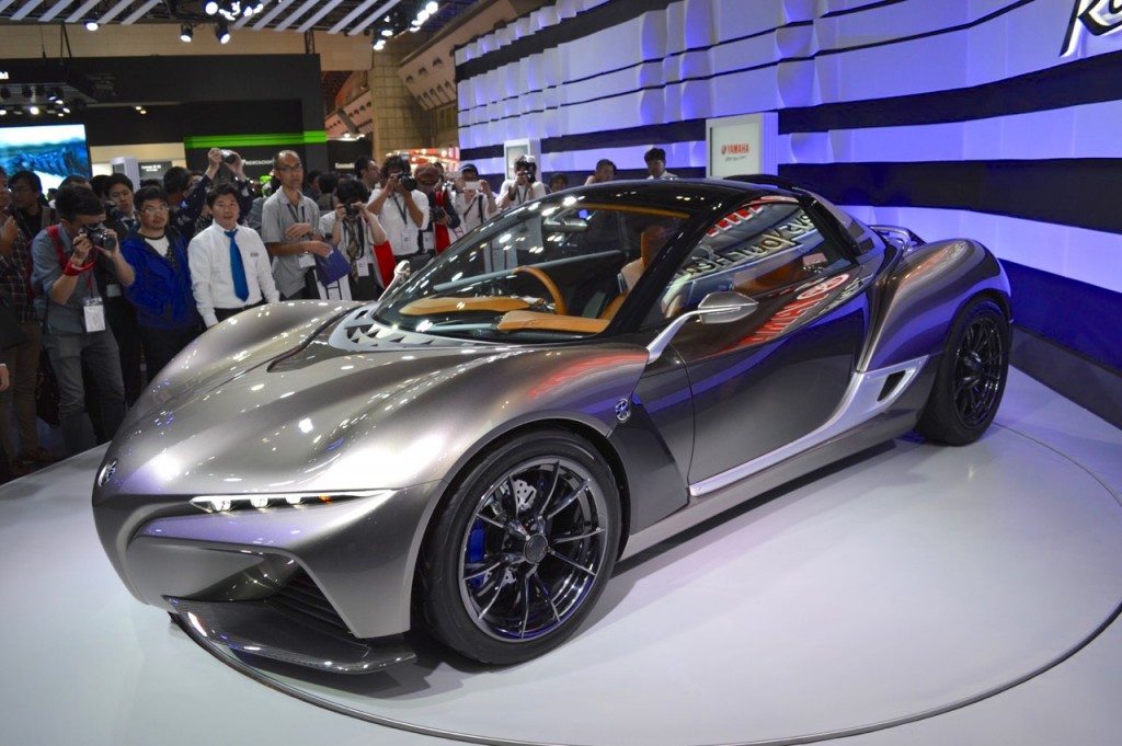 Yamaha-Sports-Ride-Concept-front-three-quarter-at-the-2015-Tokyo-Motor-Show-1024x681