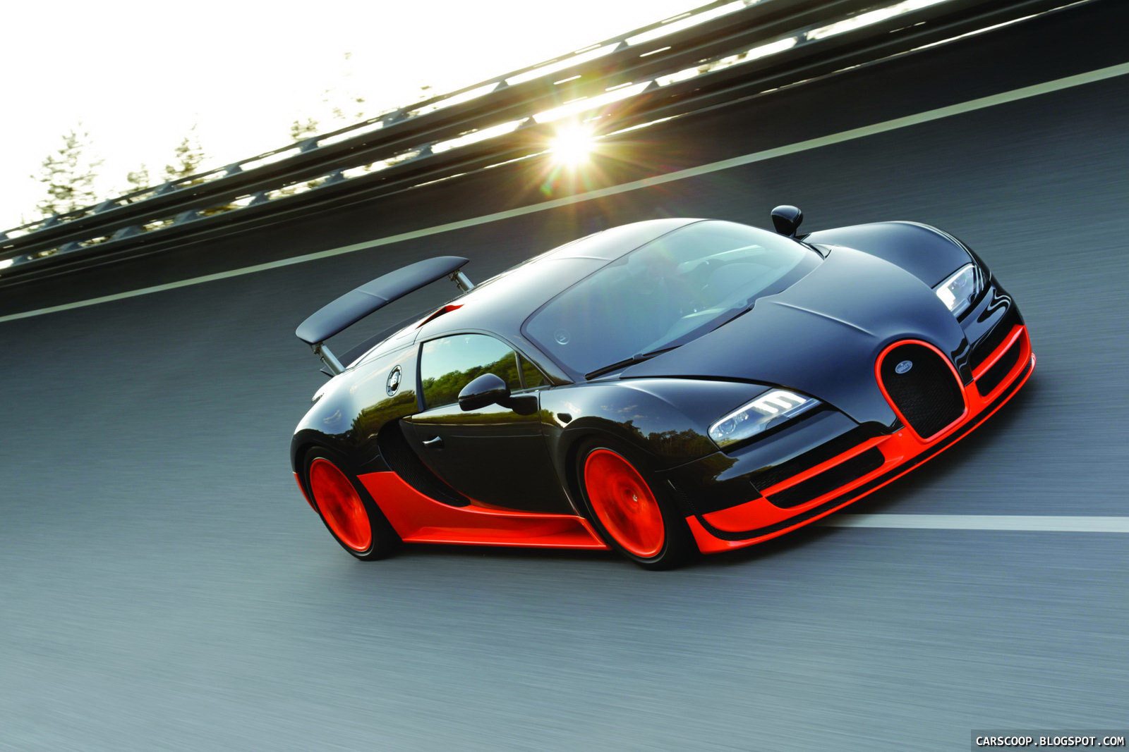 Bugatti-Veyron Super Sport,