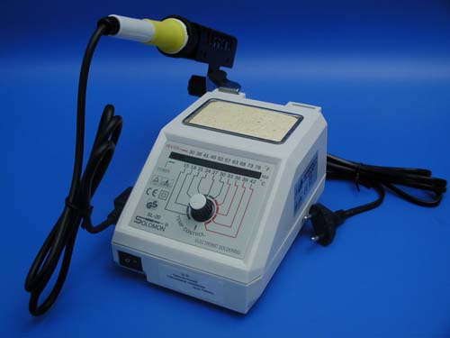 Soldering station with temperature control 