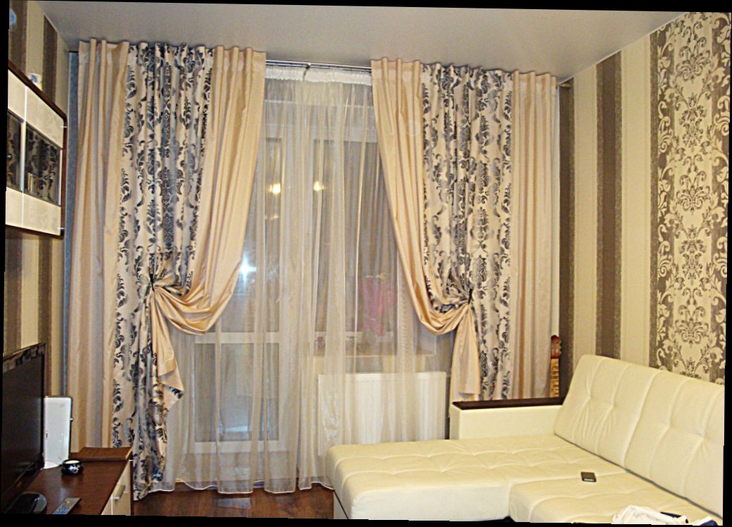 The curtains in the living room.  Curtains for the living room curtains St Petersburg.