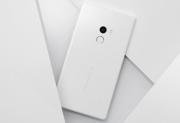 Xiaomi Mi Mix in Pearl White flower piece rates furore at CES 2017