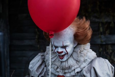 Screen adaptation of the novel "King of Horror" by Stephen King horror "It".