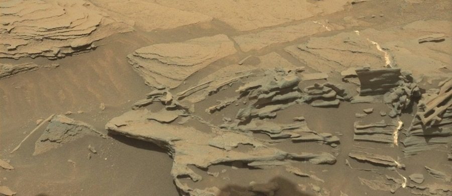 Интернет-пользователи обнаружили "летающую ложку" на Марсе. Фото
