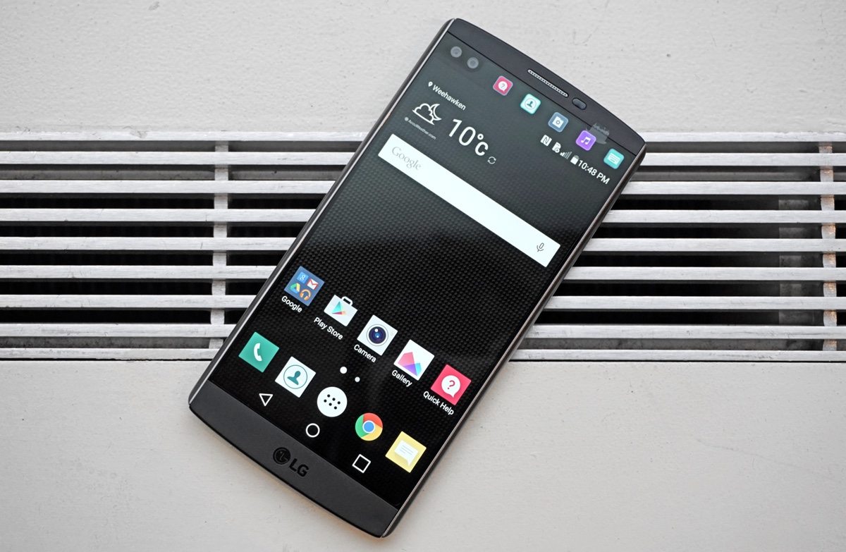 LG V10 с двумя экранами продается на удивление слабо