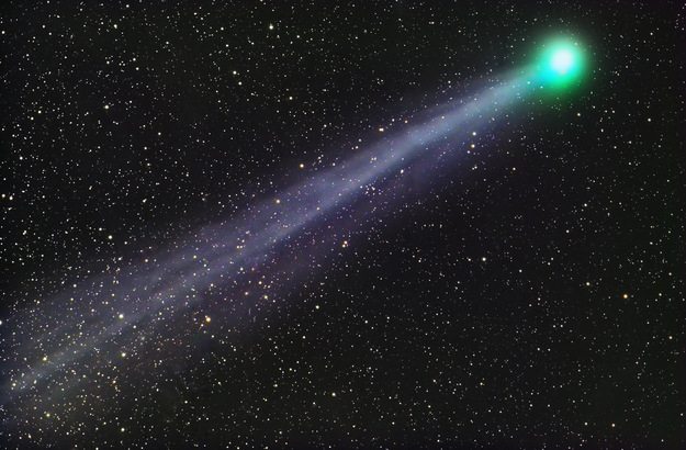 Ученые обнаружили алкоголь и сахар на поверхности кометы Лавджой