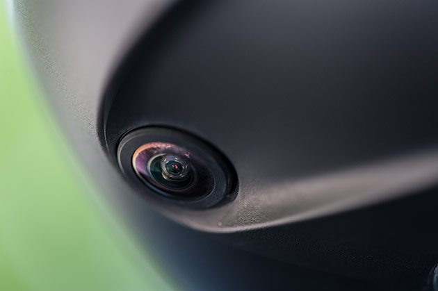 VW Passat нұсқасы - айна астындағы камера
