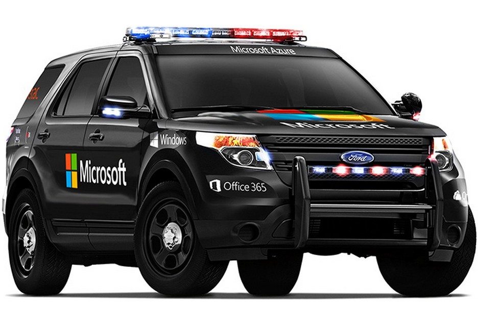 Microsoft на службе в полиции. Автомобиль+дрон