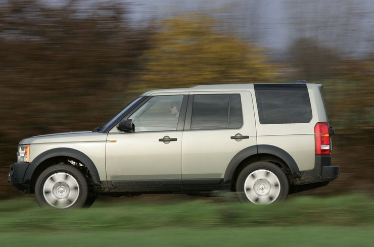 Land Rover Discovery 3 - надежный внедорожник. Обзор