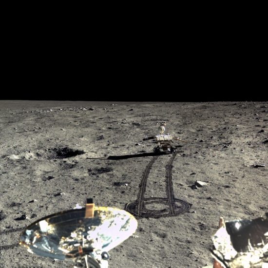 В открытом доступе появились фотографии поверхности Луны с миссии Chang'e-3