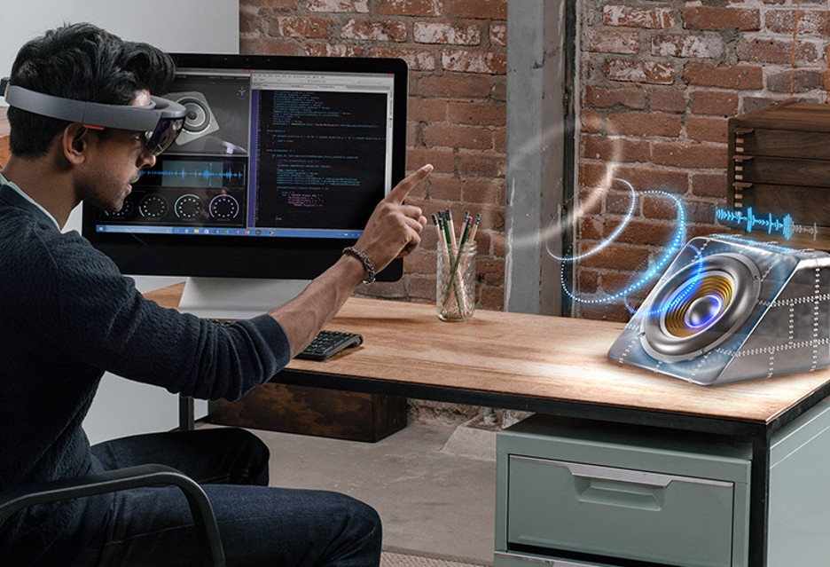 Очки HoloLens от Microsoft выпущены для разработчиков