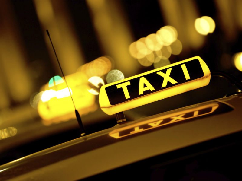 Заказать такси онлайн - киевские способы