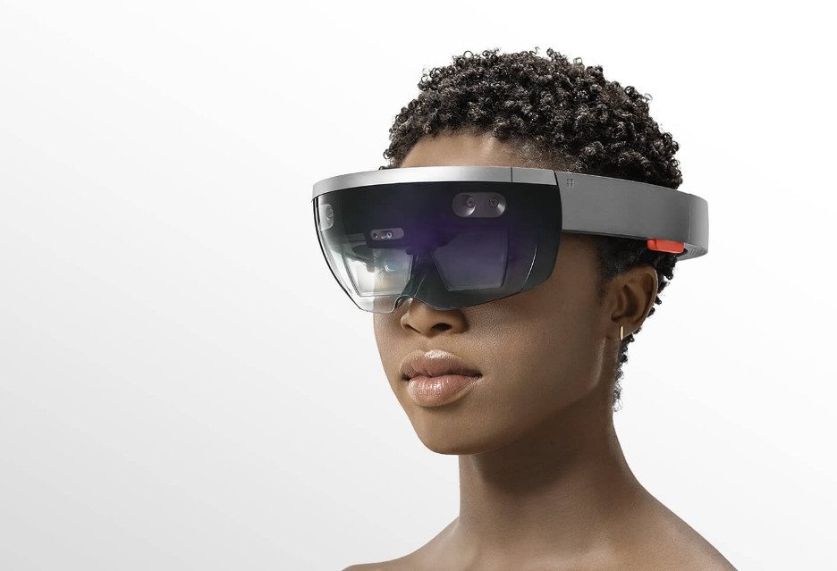 Очки HoloLens движутся в Европу