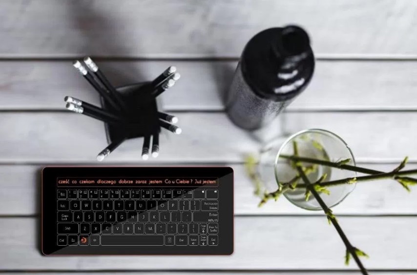 Польская компания ParrotOne работает над „умной клавиатурой”