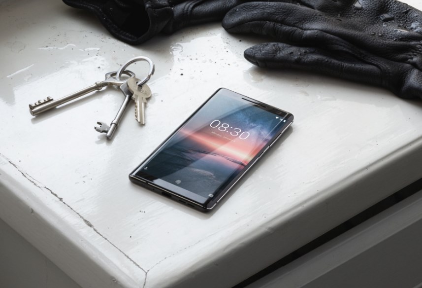 Nokia 8 Sirocco is essentially a modified Nokia 8 with pOLED screen