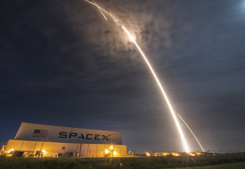 SpaceX открывает для себя новое направление - „спутниковый Интернет”