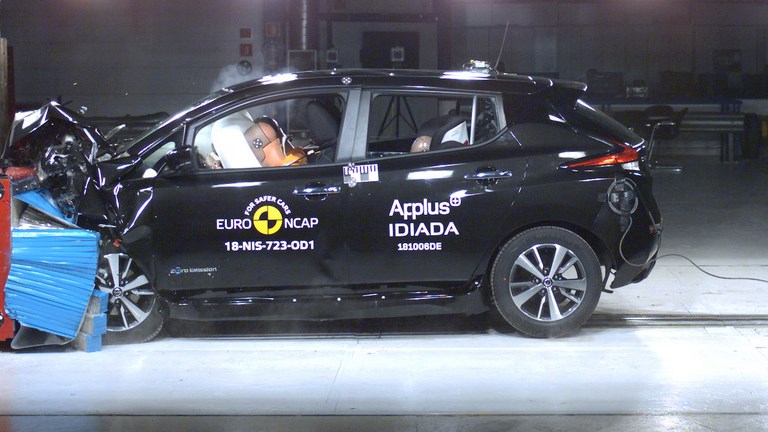 The new version of the Nissan Leaf won 5 stars in a complex crash test