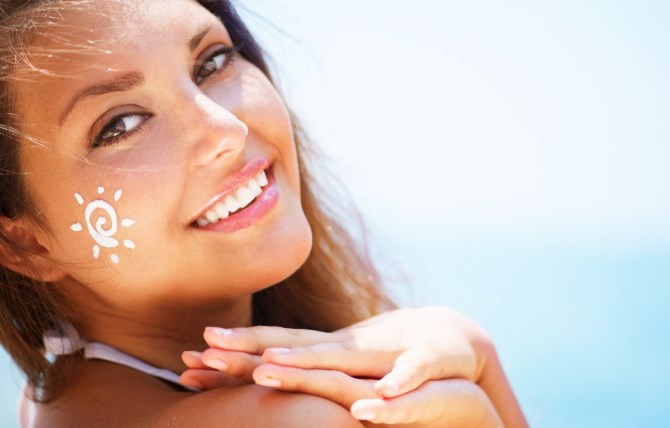 moisturizing the skin after the summer