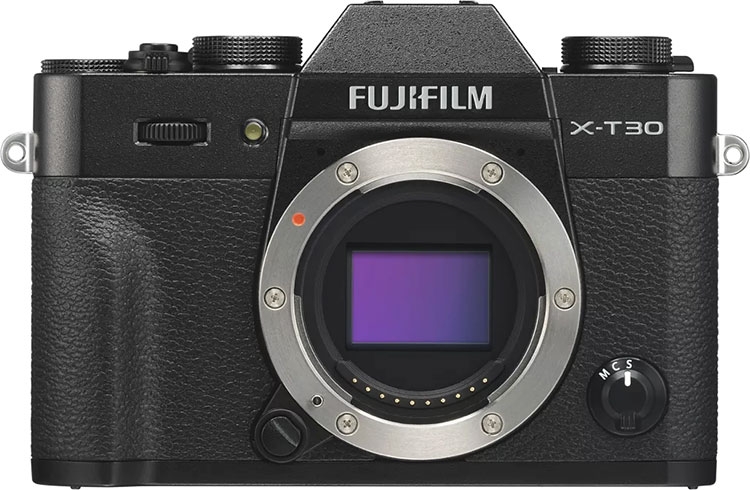 Fujifilm X-T30 - менше і дешевше X-T3, але не для відеографів