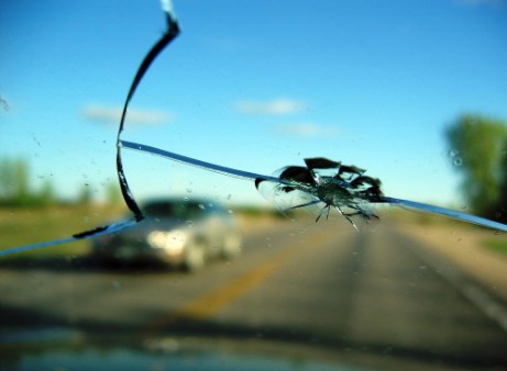 Replacement auto glass windshield
