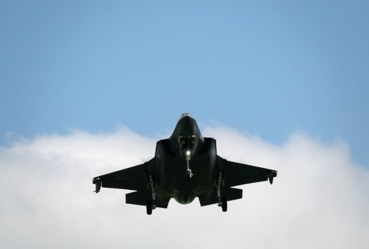 Друковані плати для американських і британських літаків F-35 виробляє компанія з Китаю