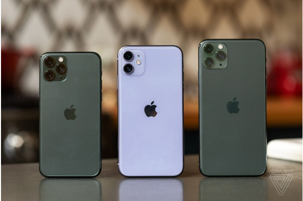 iPhone 11: how good and worth buying
