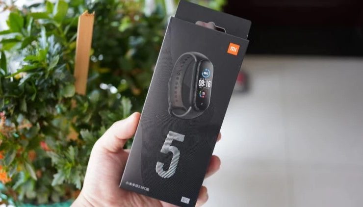 Xiaomi Mi Band 5 уже можно купить по низкой цене