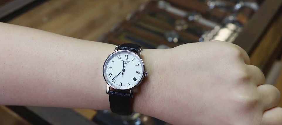 TISSOT КОЖНЫ МАЛЕНЬКІ