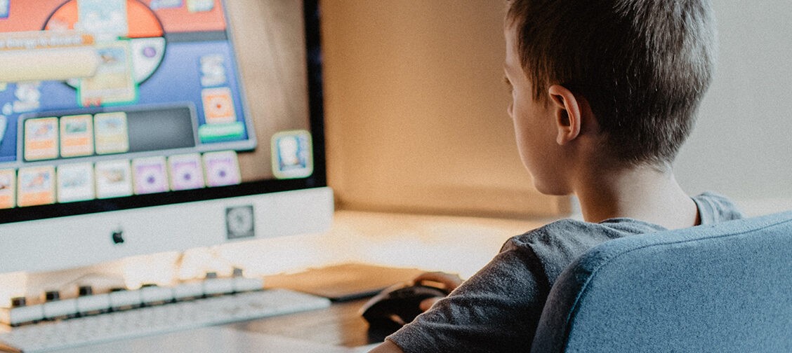 "Дети за гранью виртуального: стоит ли ограничивать доступ к компьютерным играм?"